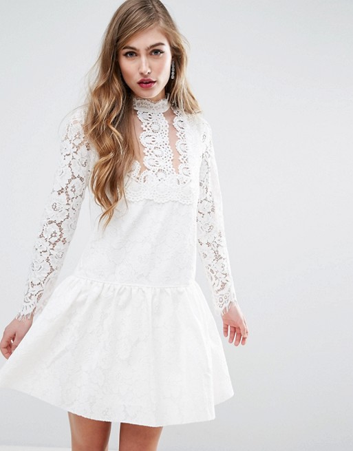 White Victoriana Dress.jpg